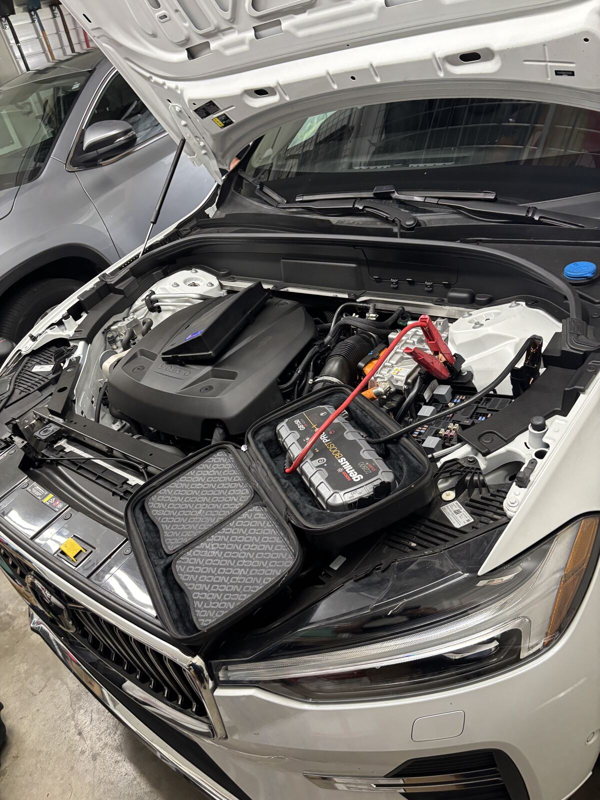Jump start service Tracy CA - battery boost roadside assistance